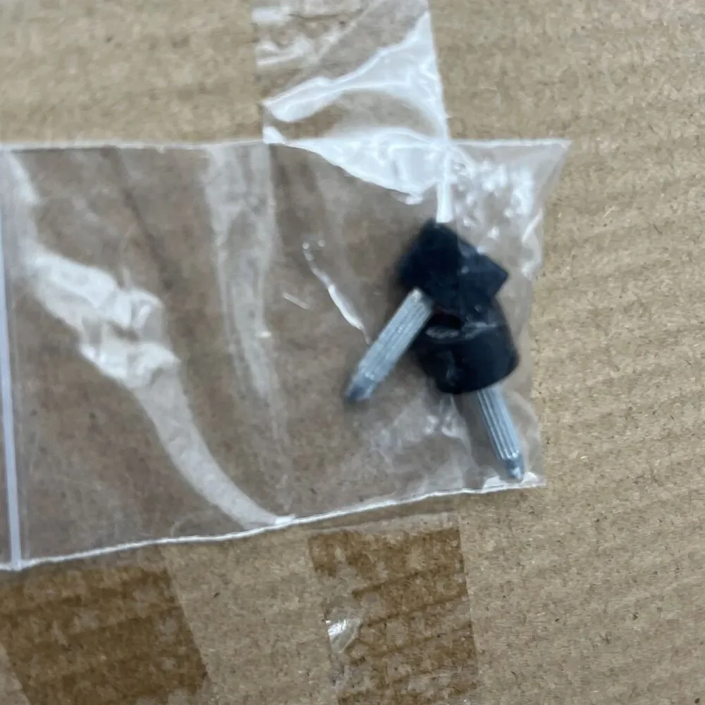 Betsey Johnson Lillyan Pump Women 7.5M Red Plaid T-Strap Pointed Toe Kitten Heel - Picture 13 of 13